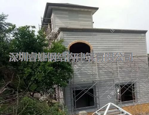客戶花30萬建成的輕鋼別墅，優(yōu)美的外觀，坐擁山川美景(圖11)