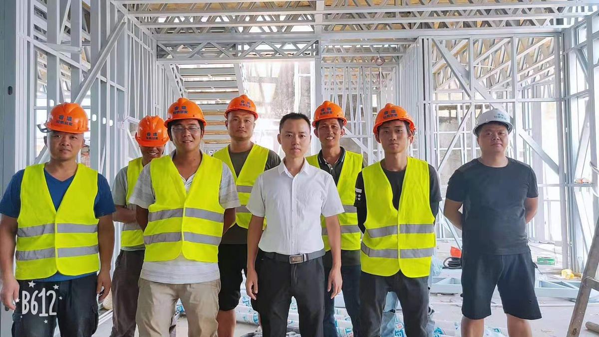 睿婕造未來(lái)，鋼結(jié)構(gòu)別墅的前沿設(shè)計(jì)與技術(shù)創(chuàng)新(圖2)